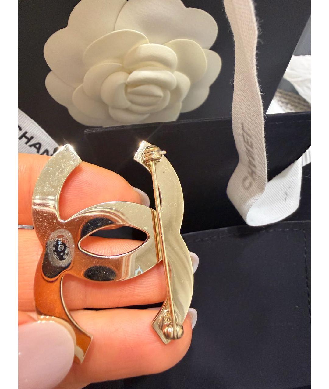 CHANEL Серая с серебряным покрытием булавка / брошь, фото 3