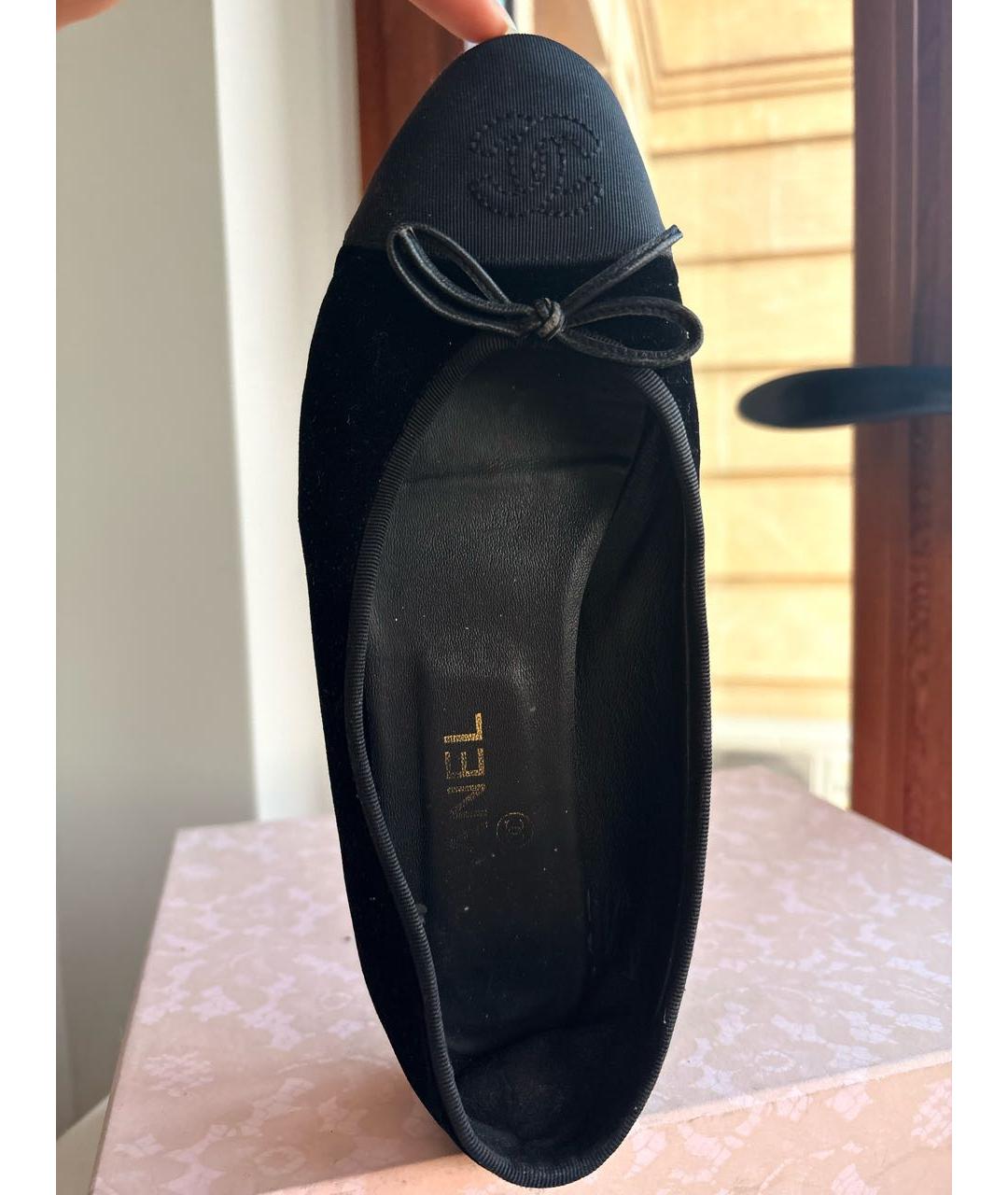 CHANEL Черные замшевые балетки, фото 3
