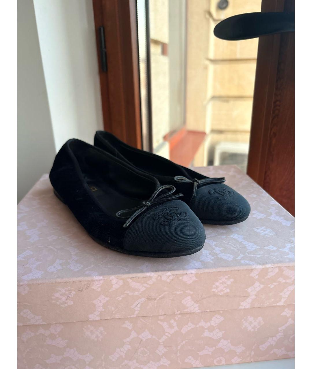 CHANEL Черные замшевые балетки, фото 2