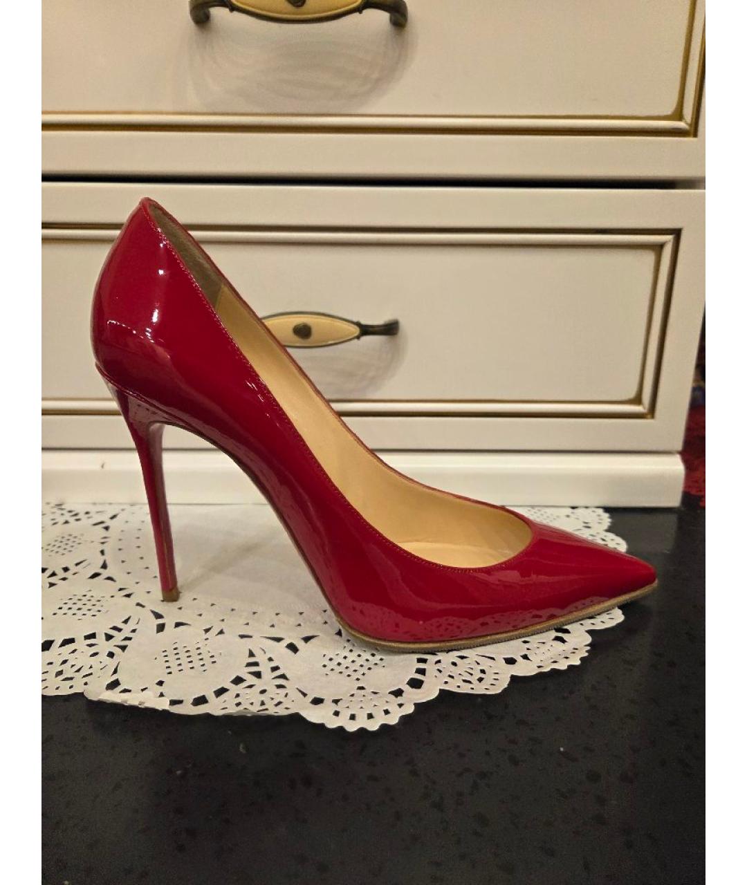 CHRISTIAN LOUBOUTIN Красные туфли из лакированной кожи, фото 7