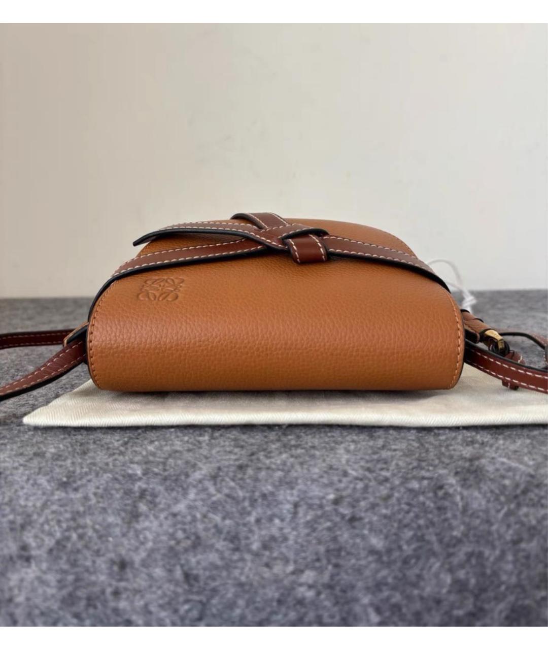 LOEWE Коричневая кожаная сумка через плечо, фото 5