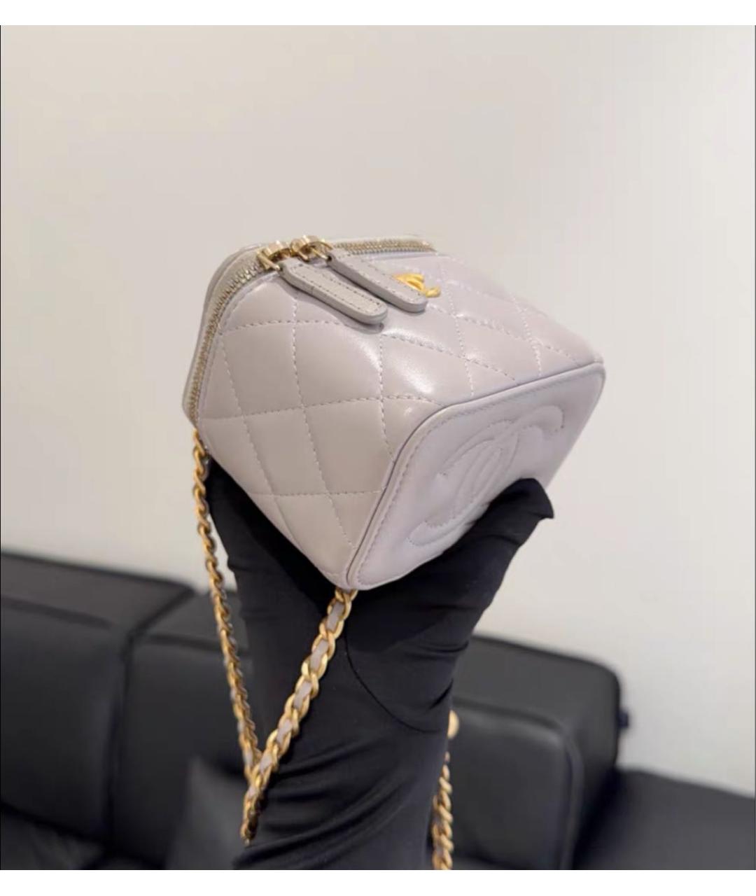 CHANEL Кожаная сумка через плечо, фото 2