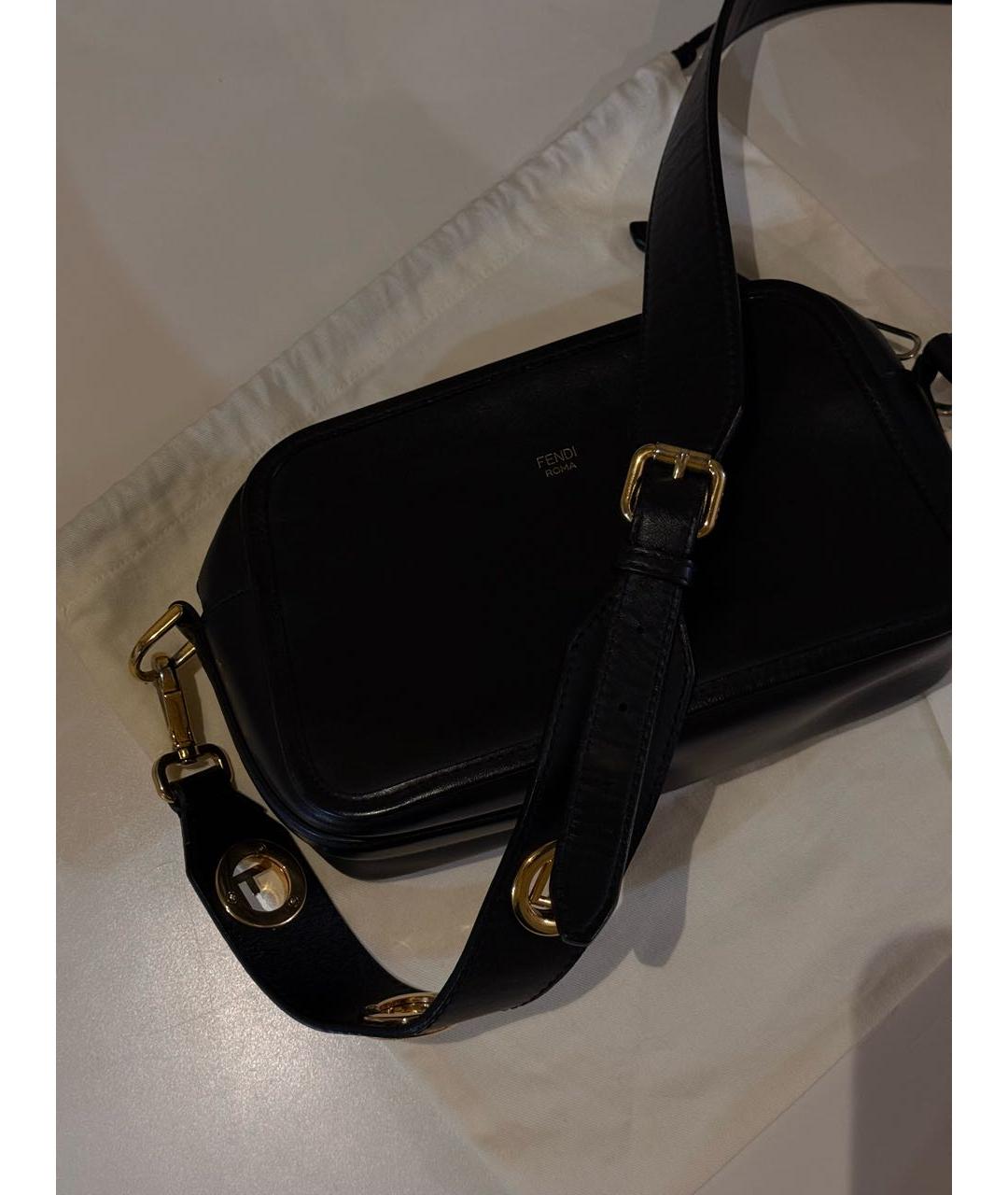 FENDI Черная кожаная сумка через плечо, фото 4