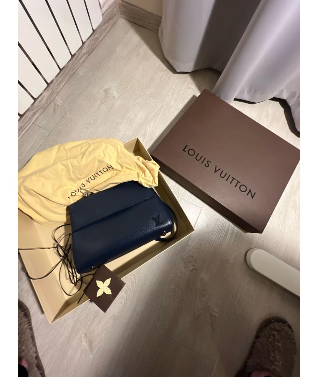 LOUIS VUITTON Темно-синяя кожаная сумка через плечо, фото 8