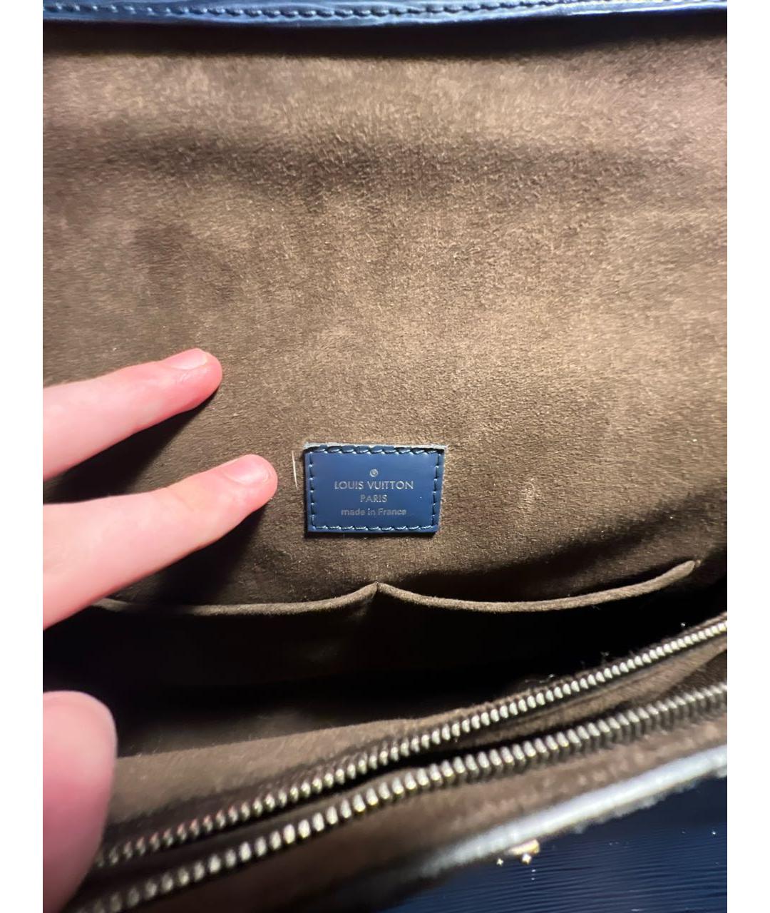 LOUIS VUITTON Темно-синяя кожаная сумка через плечо, фото 5