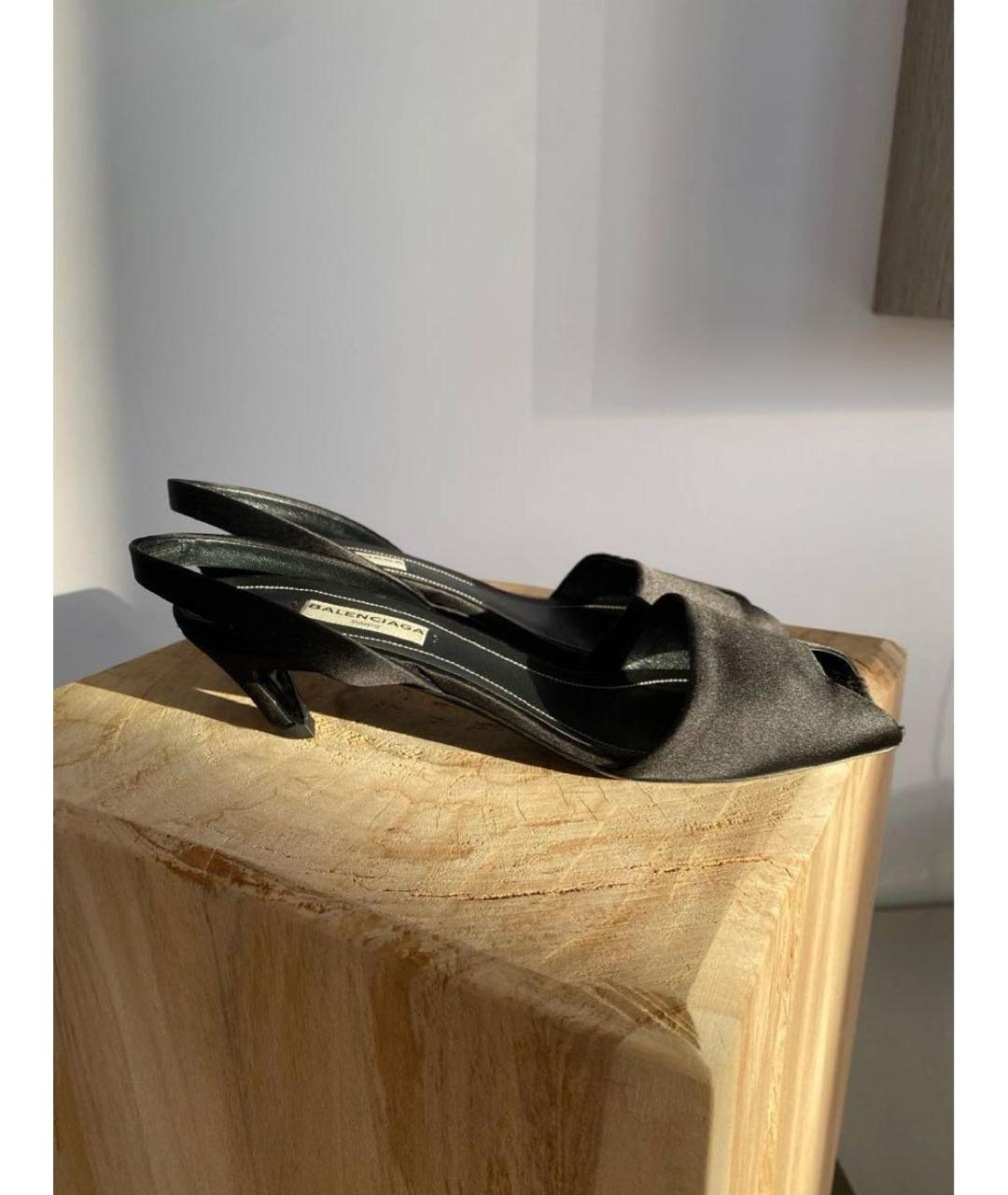 BALENCIAGA Черные кожаные босоножки, фото 4