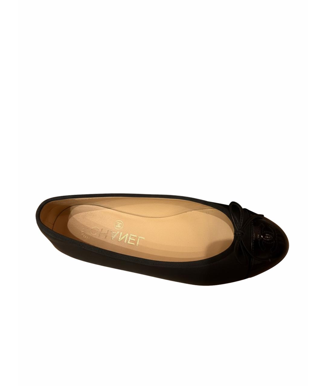 CHANEL Черные кожаные балетки, фото 1