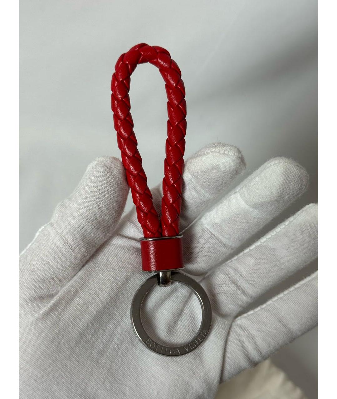 BOTTEGA VENETA Красный брелок, фото 6