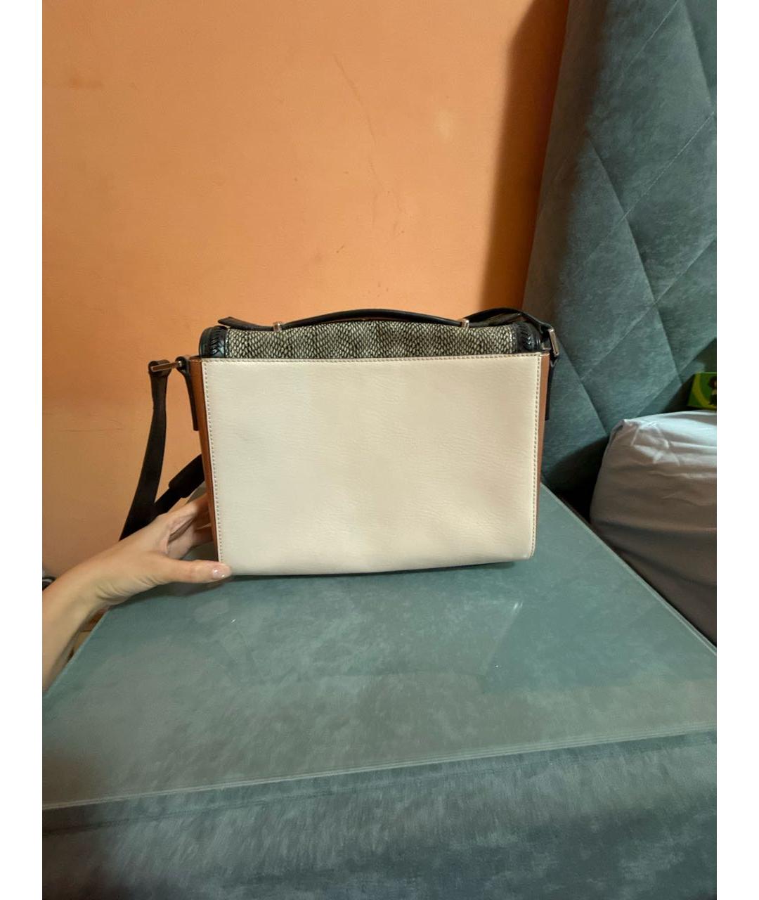 BCBG MAXAZRIA Бежевая сумка через плечо из искусственной кожи, фото 3