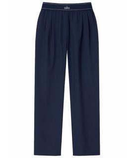 ALO YOGA Спортивные брюки и шорты