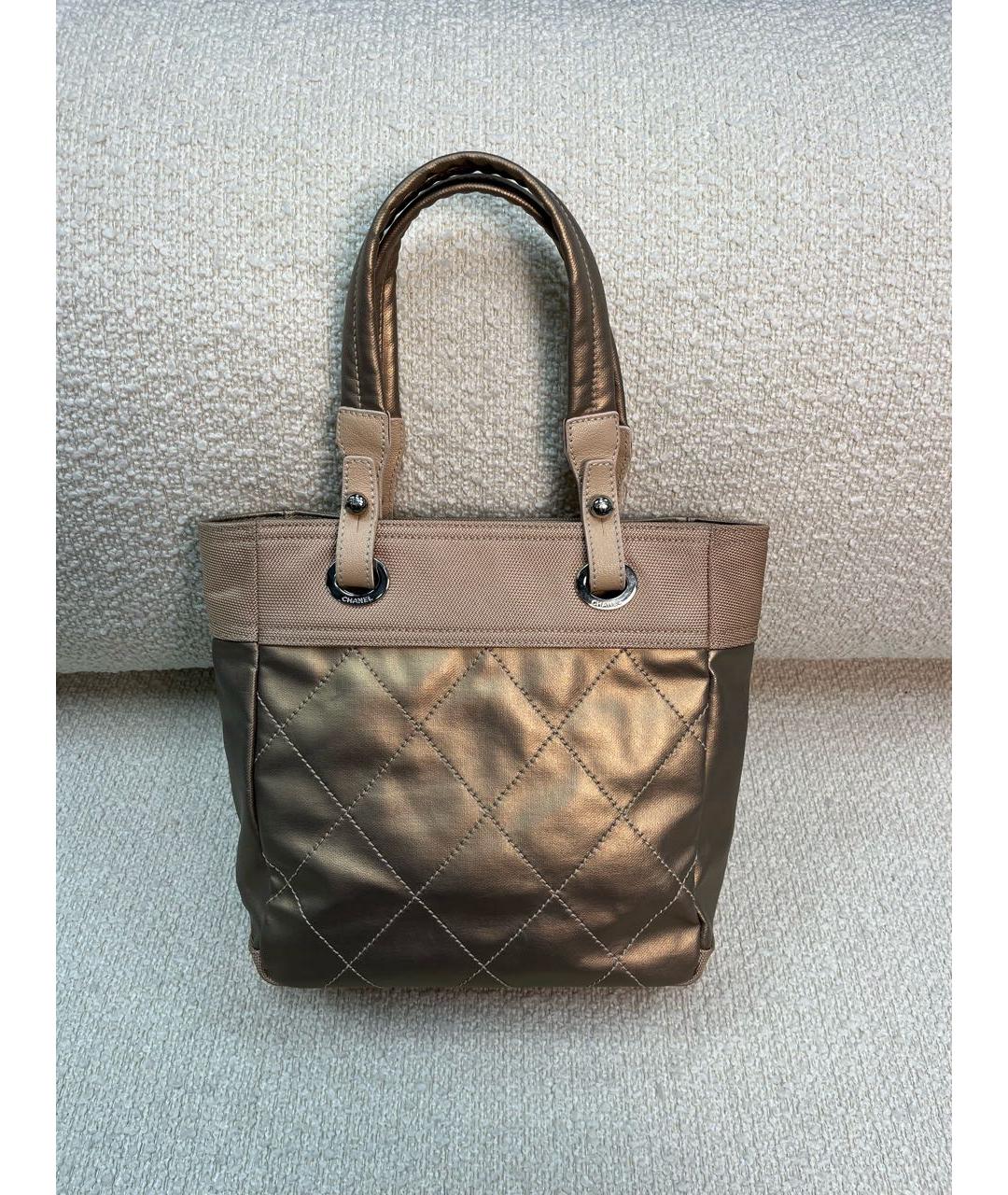 CHANEL Бежевая тканевая сумка с короткими ручками, фото 9