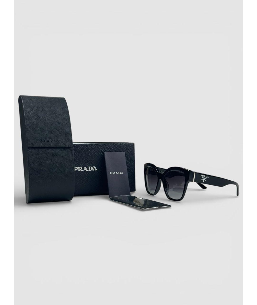 PRADA Черные пластиковые солнцезащитные очки, фото 2