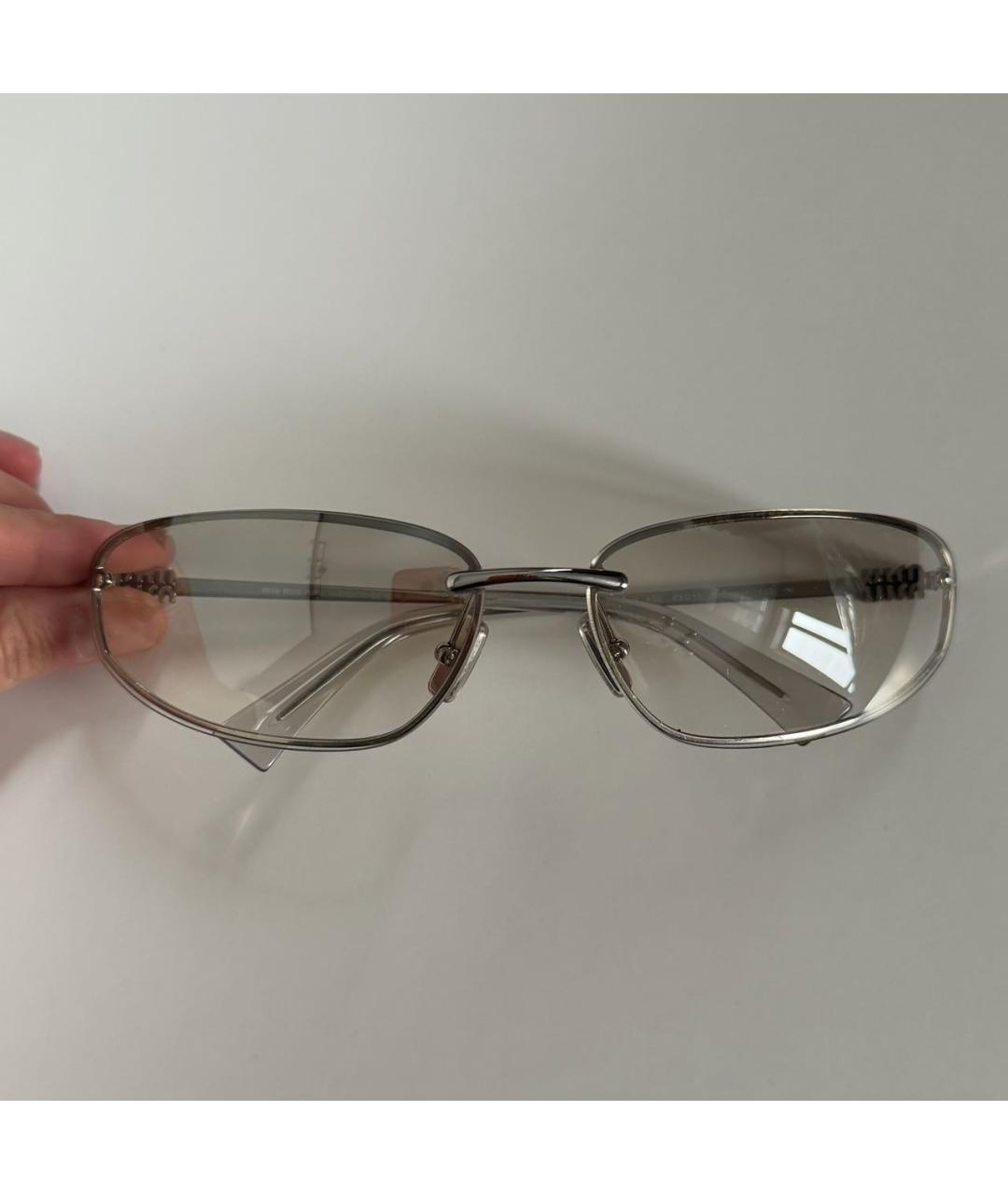 MIU MIU Белые металлические солнцезащитные очки, фото 4