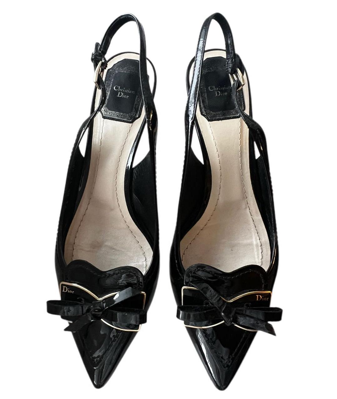 CHRISTIAN DIOR Черные лодочки на низком каблуке из лакированной кожи, фото 2