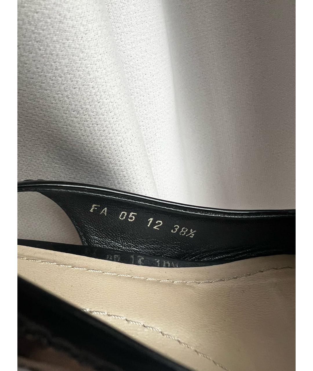 CHRISTIAN DIOR Черные лодочки на низком каблуке из лакированной кожи, фото 7