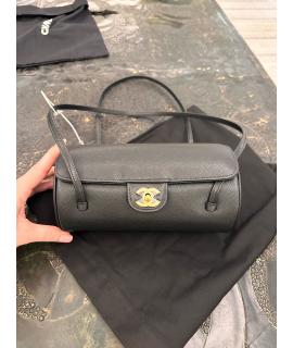 CHANEL Сумка через плечо