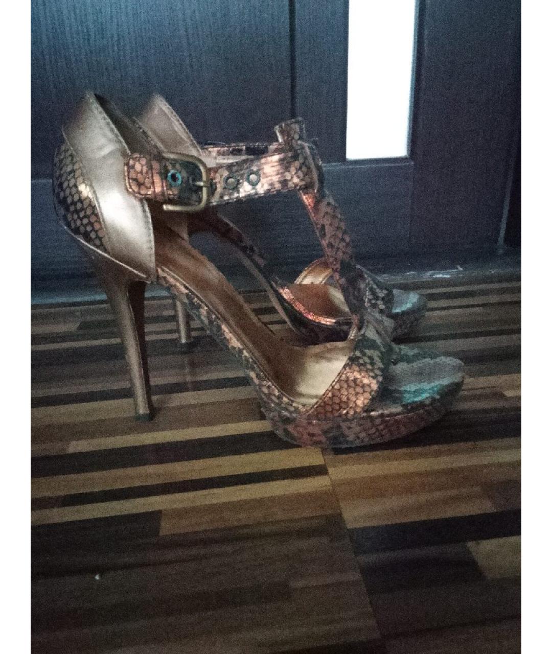 STUART WEITZMAN Коричневые кожаные босоножки, фото 5