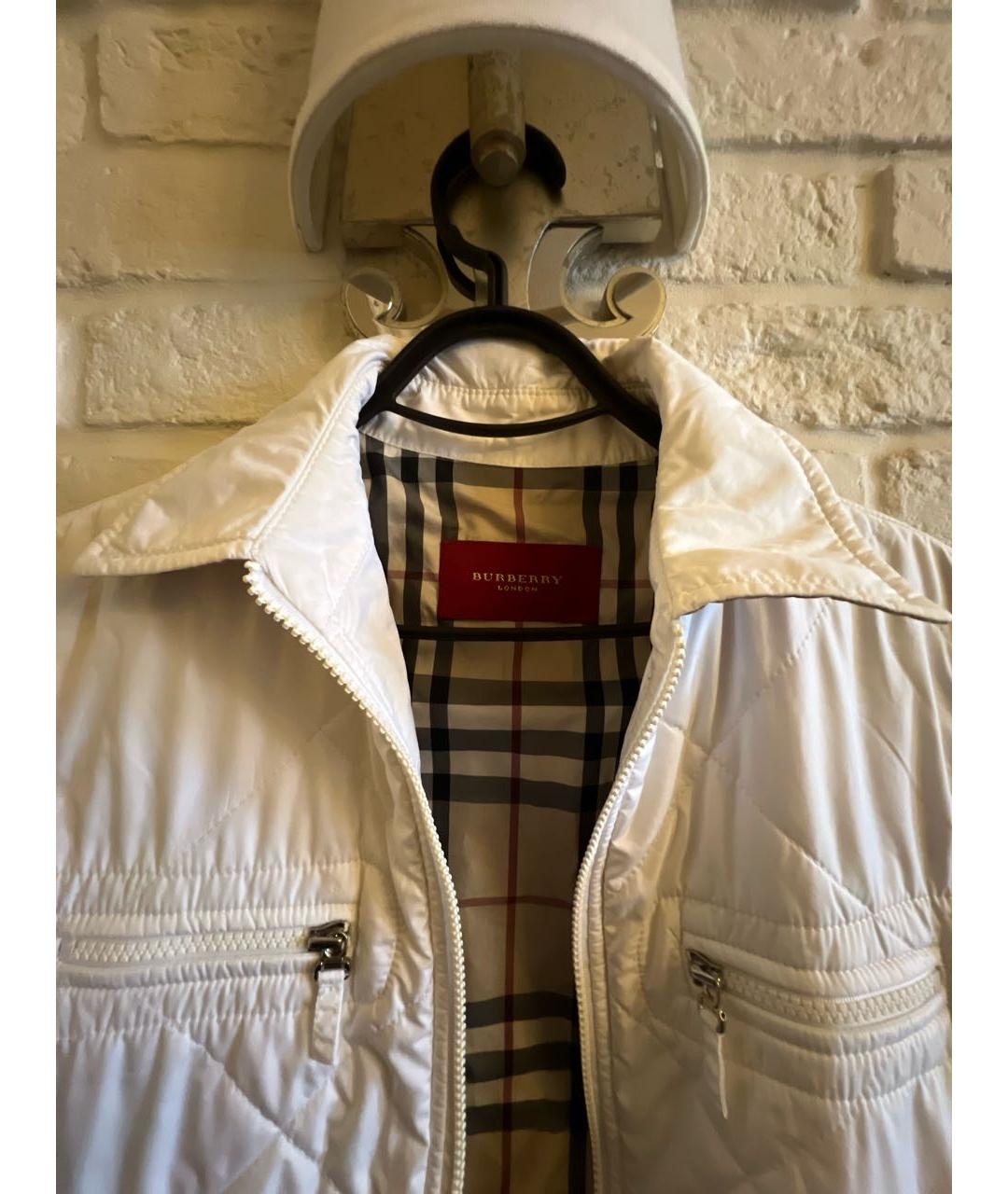 BURBERRY Белая полиэстеровая куртка, фото 3