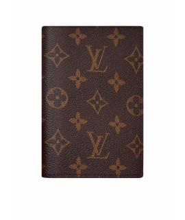 LOUIS VUITTON Обложка/футляр