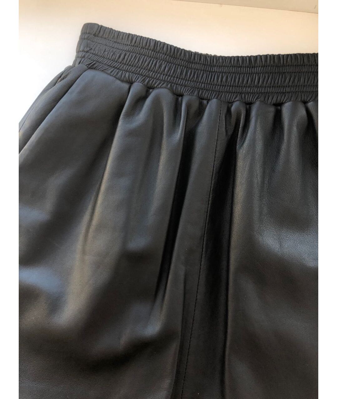 ARMA Черная кожаная юбка мини, фото 2