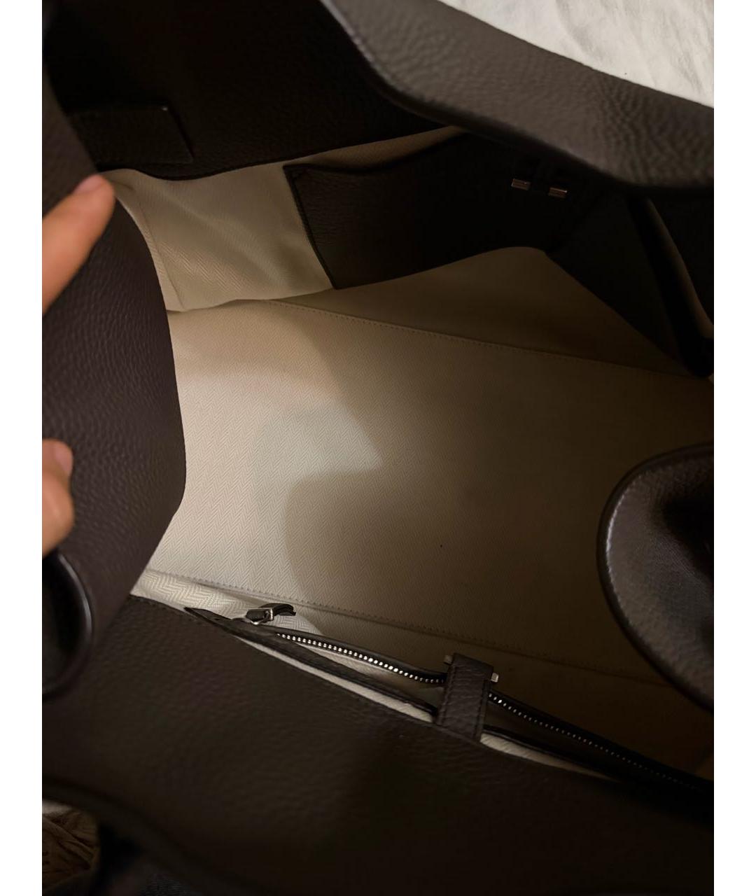 THE ROW Антрацитовая кожаная сумка с короткими ручками, фото 8