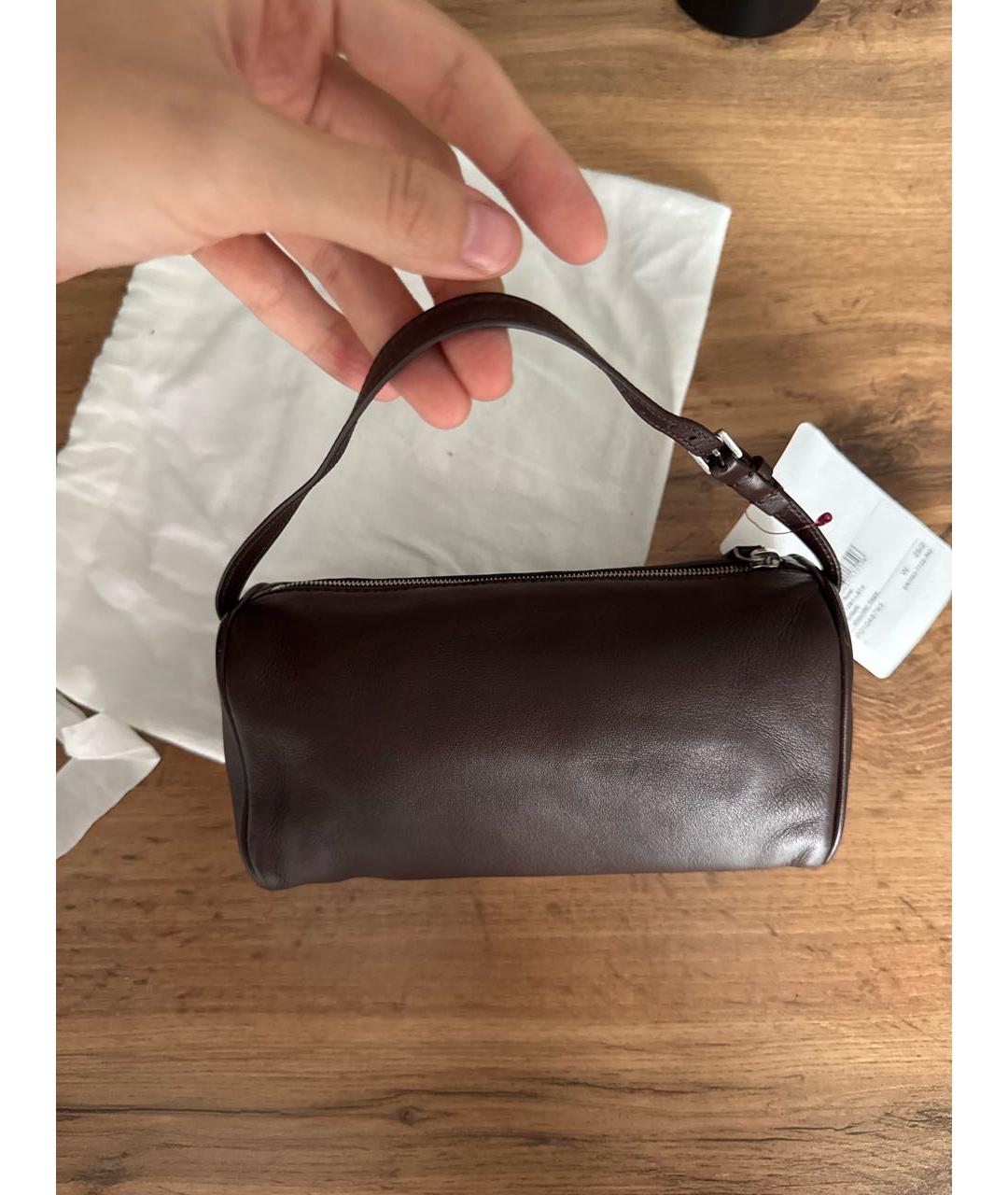 THE ROW Коричневая кожаная сумка с короткими ручками, фото 3