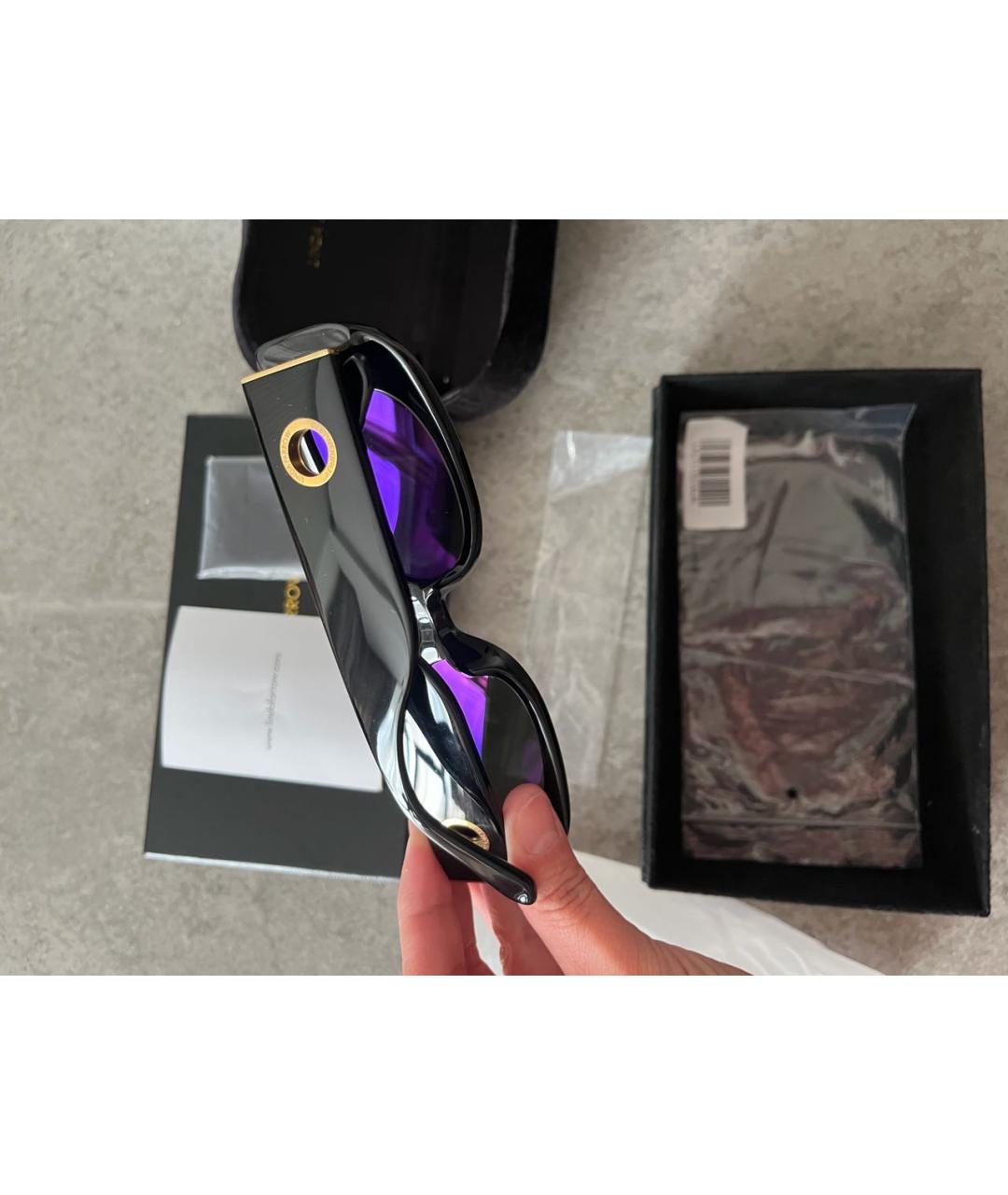 LINDA FARROW Черные пластиковые солнцезащитные очки, фото 5