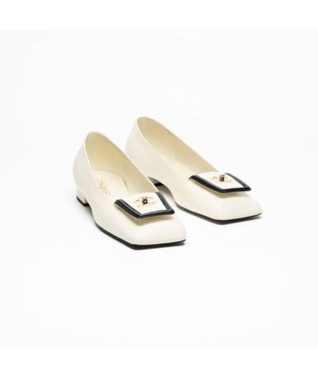 CHANEL Бежевые кожаные балетки, фото 2