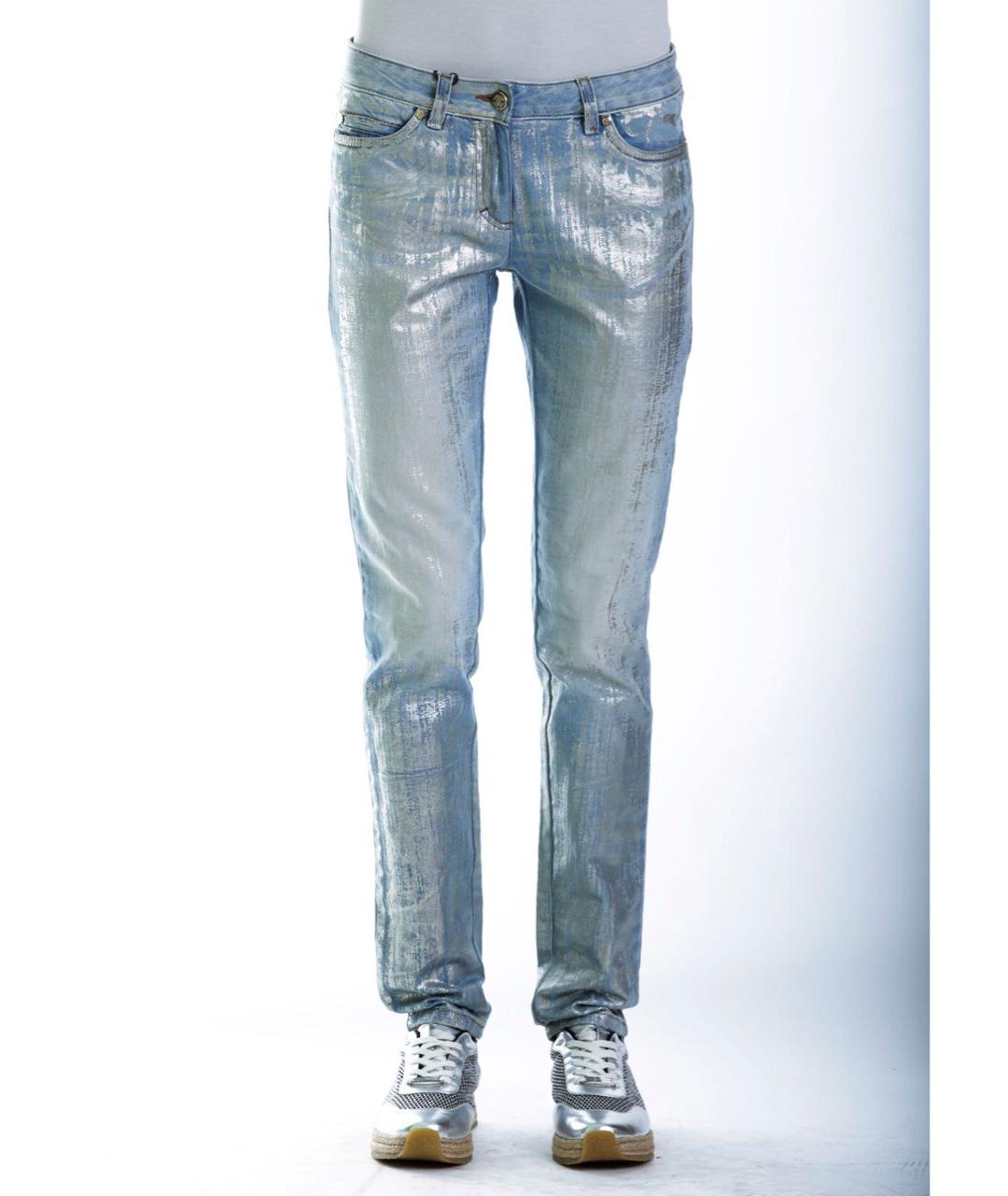 ROBERTO CAVALLI Серебряные хлопко-эластановые прямые джинсы, фото 2