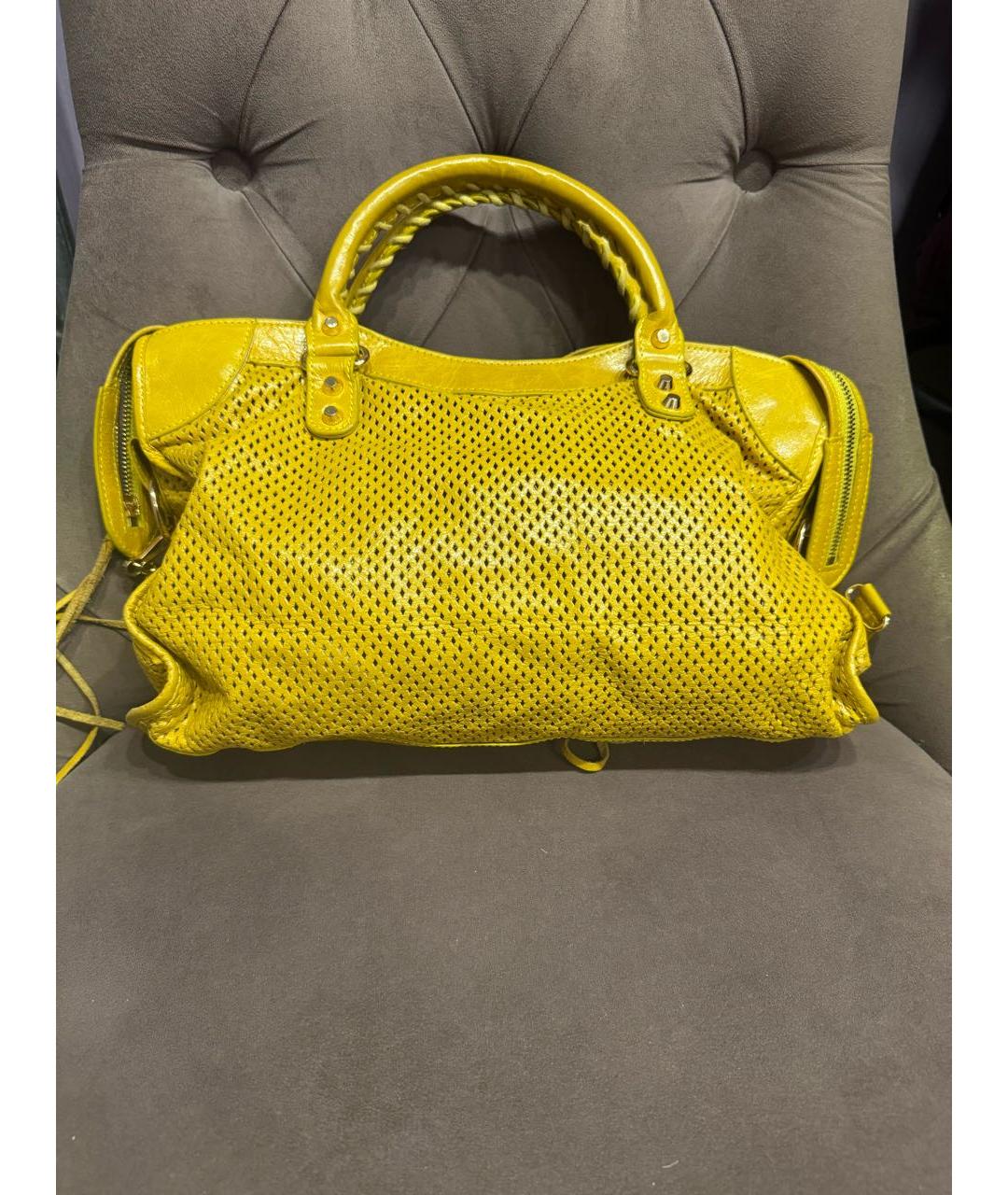 BALENCIAGA Желтая кожаная сумка через плечо, фото 2