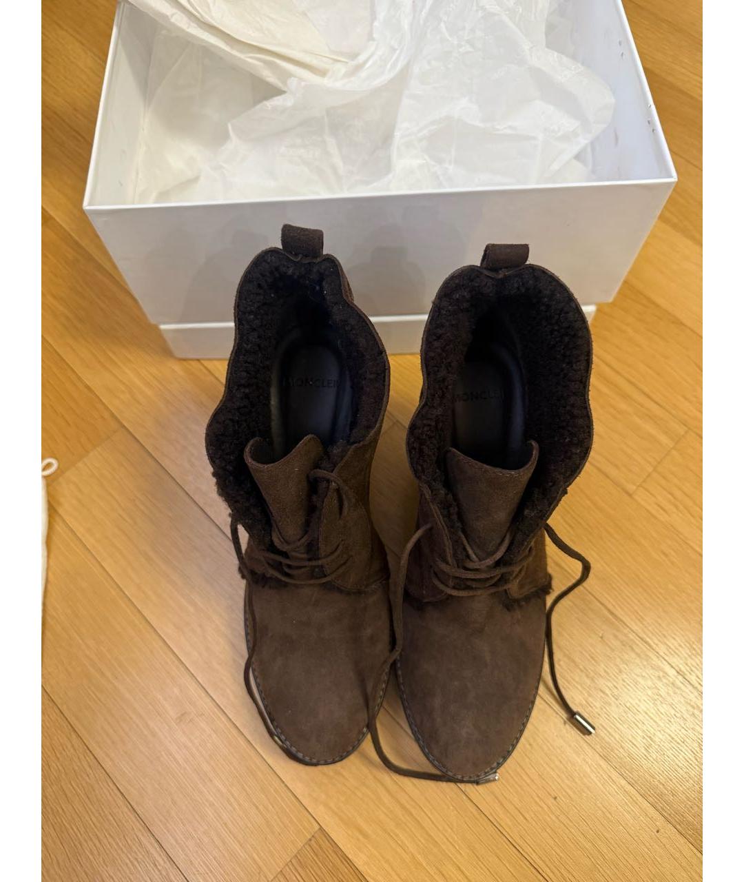 MONCLER Коричневые замшевые ботинки, фото 3
