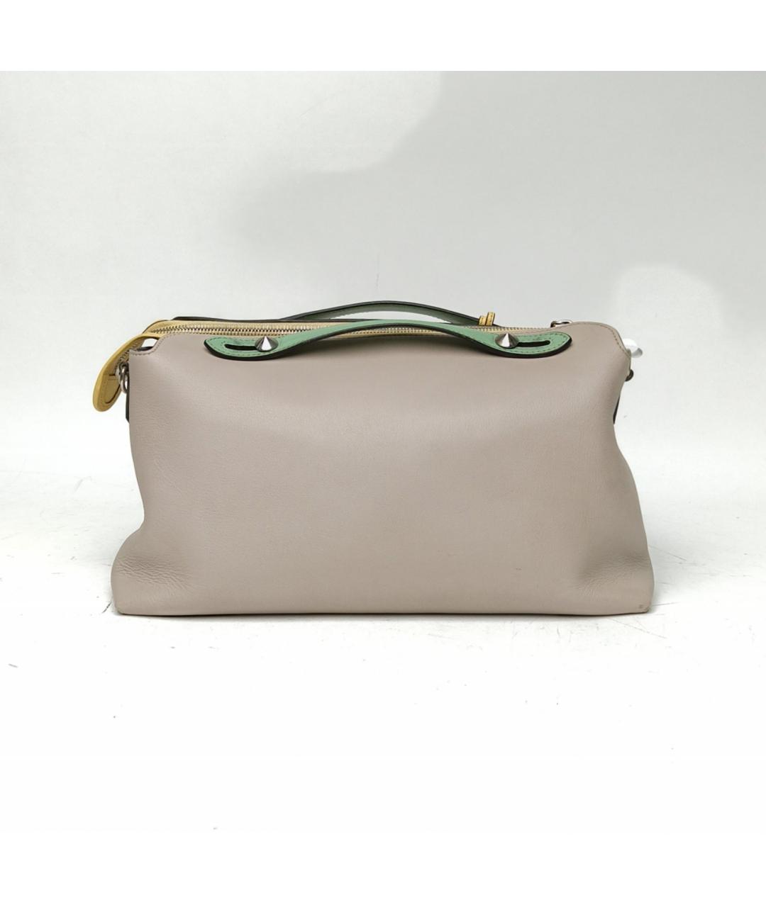 FENDI Бежевая кожаная сумка с короткими ручками, фото 4