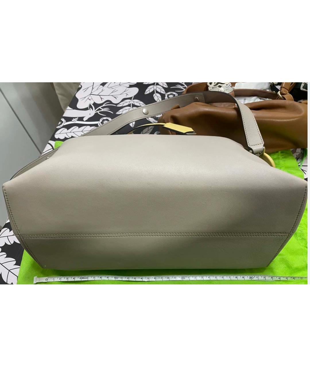 FENDI Бежевая кожаная сумка с короткими ручками, фото 8