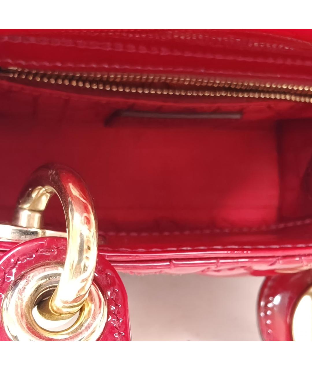 CHRISTIAN DIOR Красная сумка с короткими ручками из лакированной кожи, фото 8