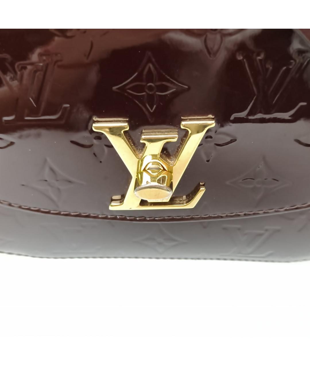 LOUIS VUITTON Бордовая сумка через плечо из лакированной кожи, фото 7