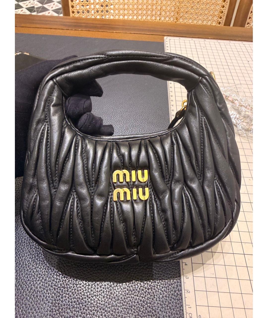 MIU MIU Черная кожаная сумка через плечо, фото 7