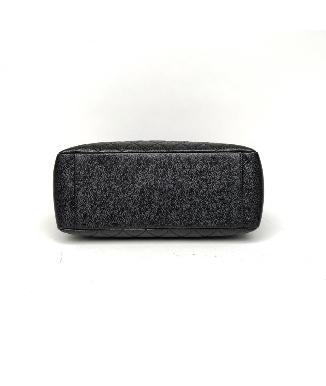 CHANEL Черная кожаная сумка тоут, фото 6