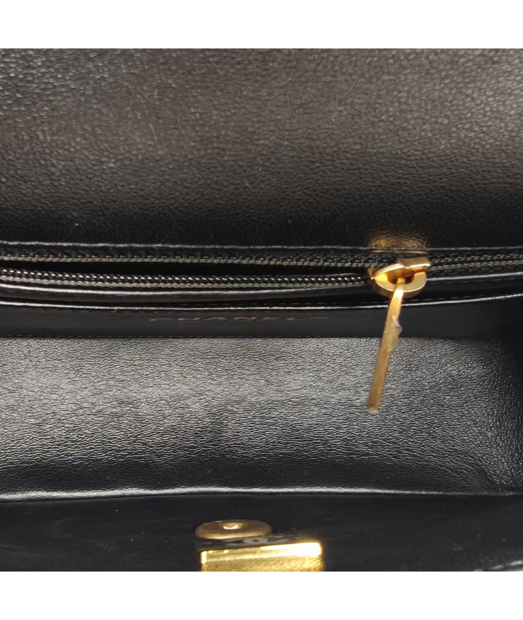 CHANEL Черная кожаная сумка через плечо, фото 8