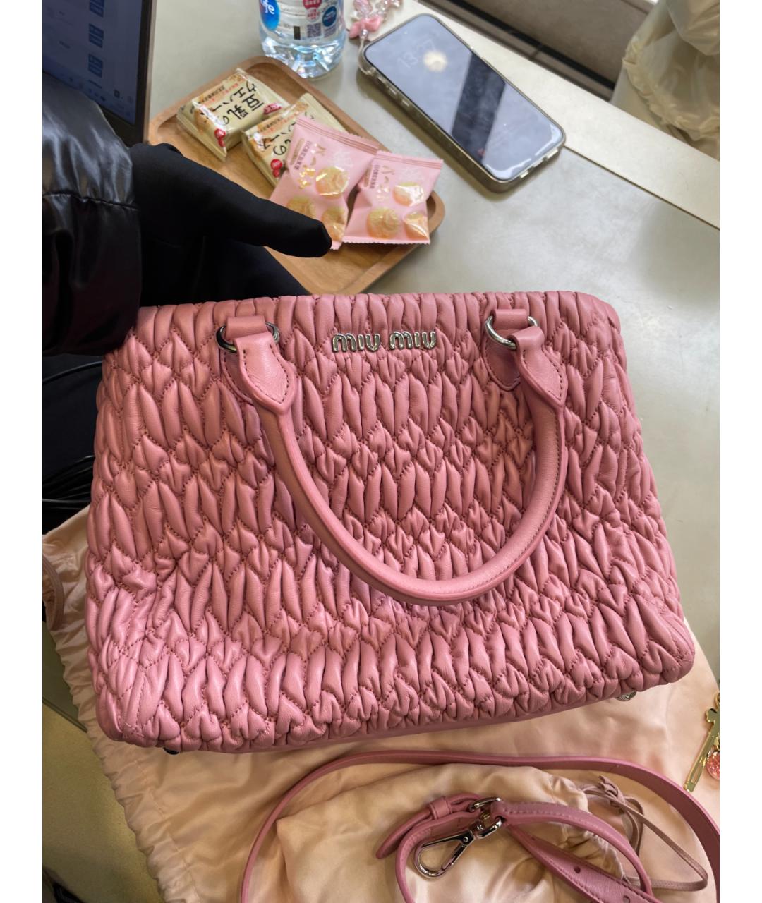 MIU MIU Розовая кожаная сумка с короткими ручками, фото 8