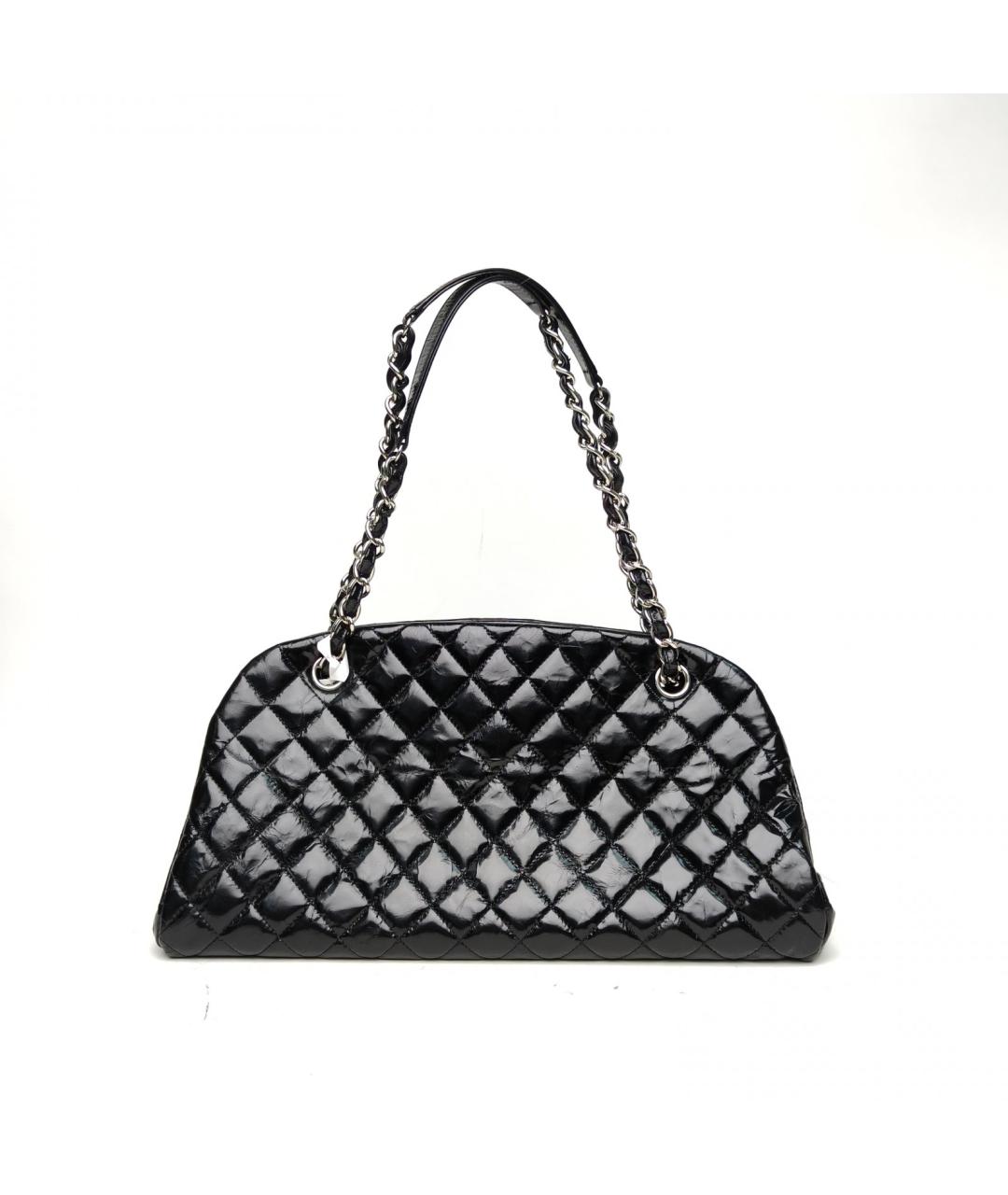 CHANEL Черная сумка через плечо из лакированной кожи, фото 4