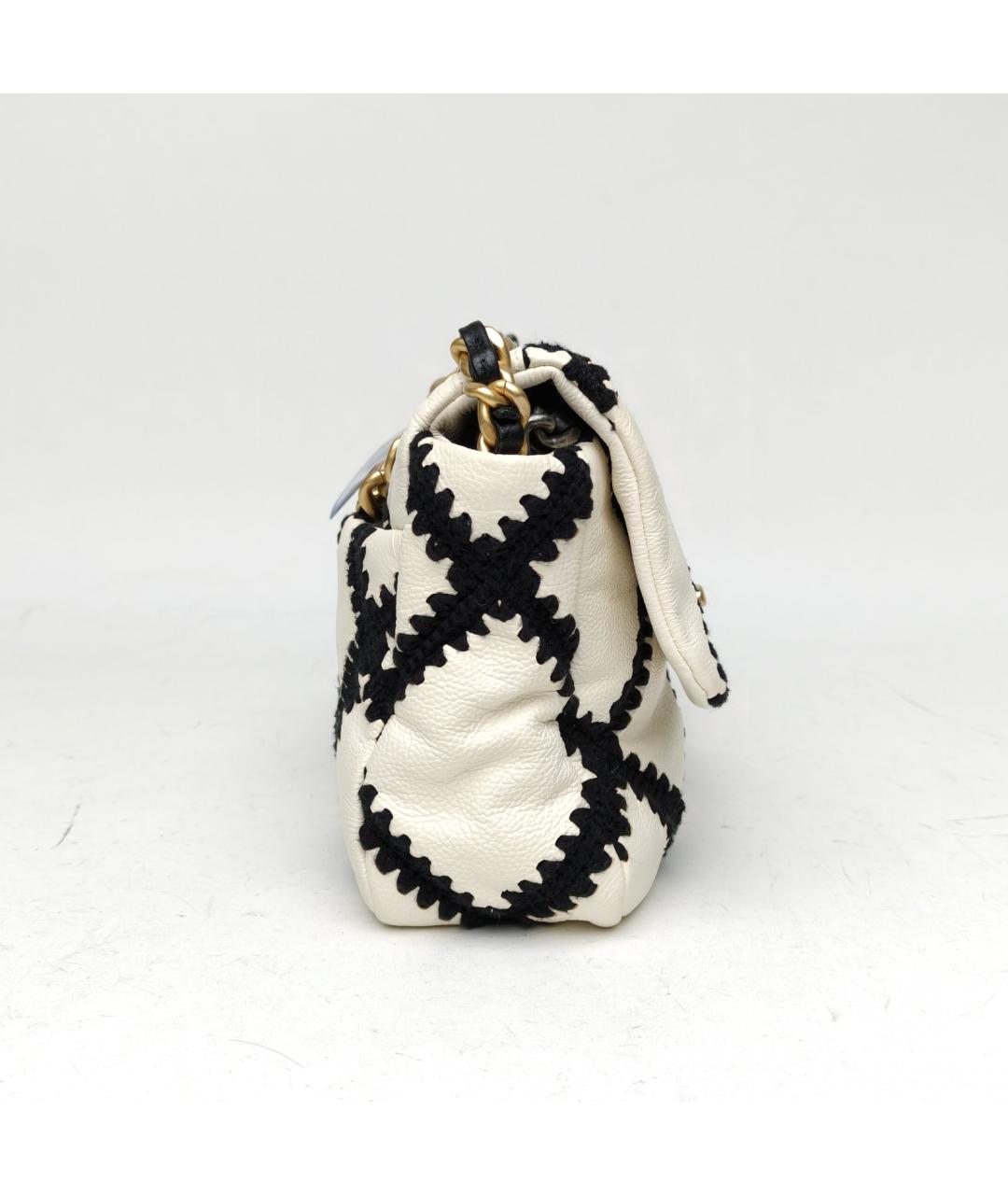 CHANEL Белая кожаная сумка через плечо, фото 5