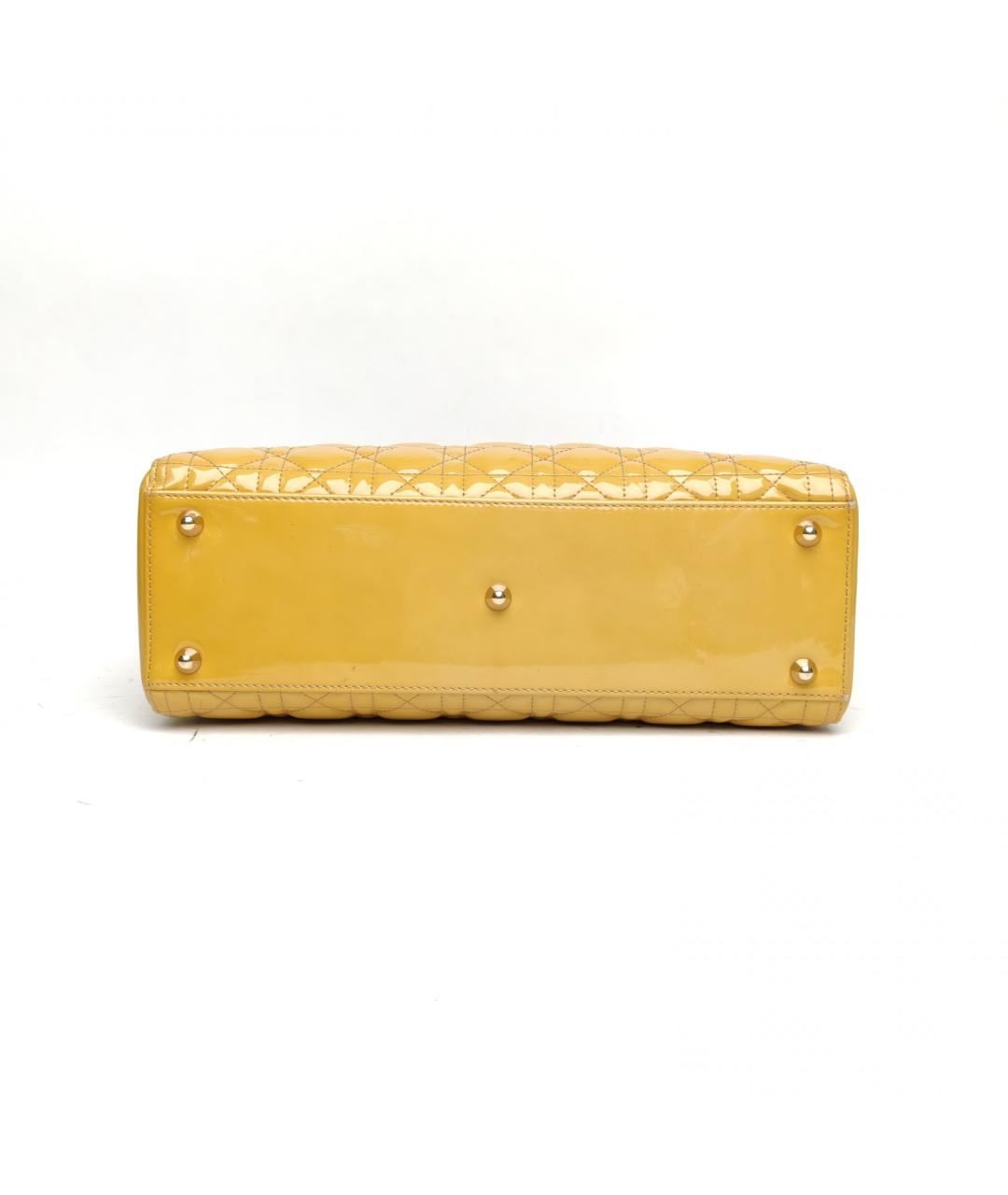 CHRISTIAN DIOR Желтая сумка через плечо из лакированной кожи, фото 6