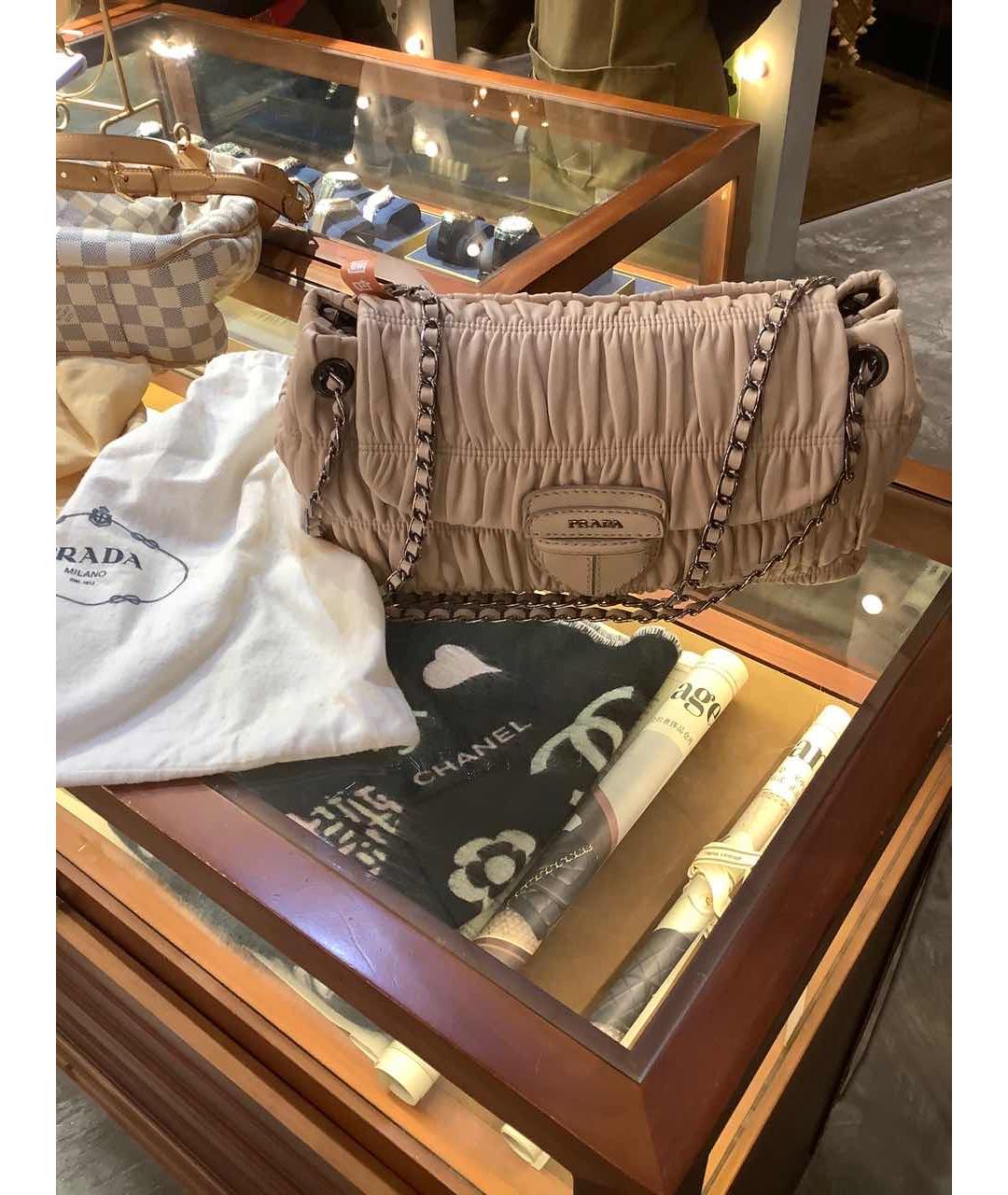 PRADA Бежевая кожаная сумка через плечо, фото 9