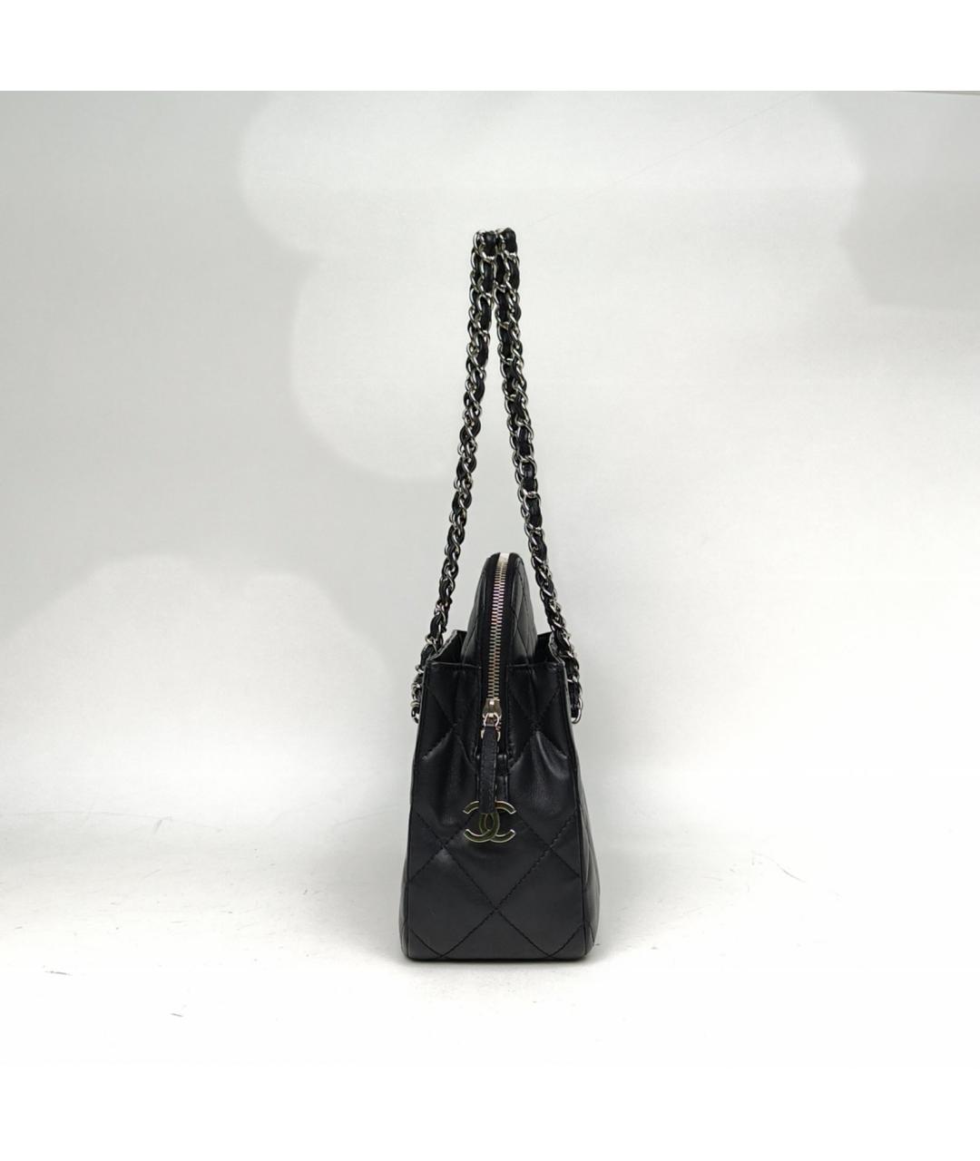 CHANEL Черная кожаная сумка через плечо, фото 3