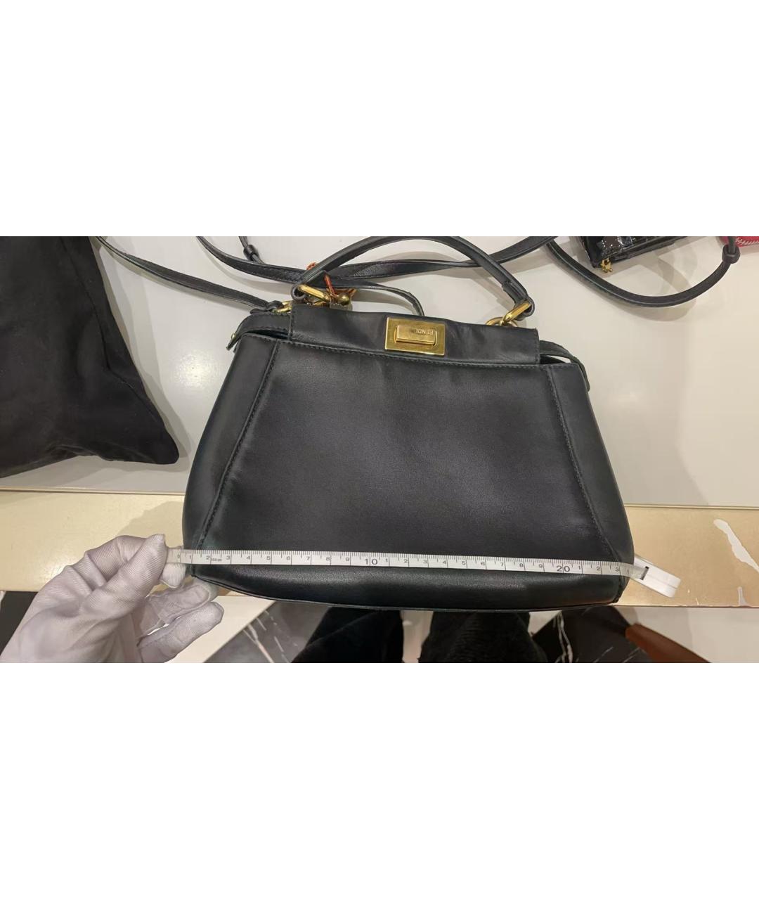 FENDI Черная кожаная сумка через плечо, фото 9