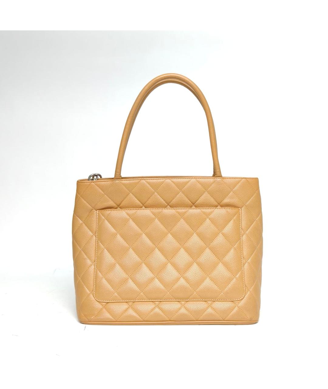 CHANEL Бежевая кожаная сумка тоут, фото 4