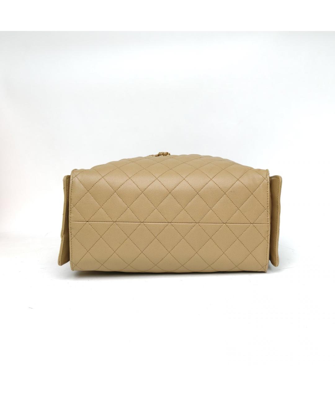 CHANEL Бежевая кожаная сумка через плечо, фото 6