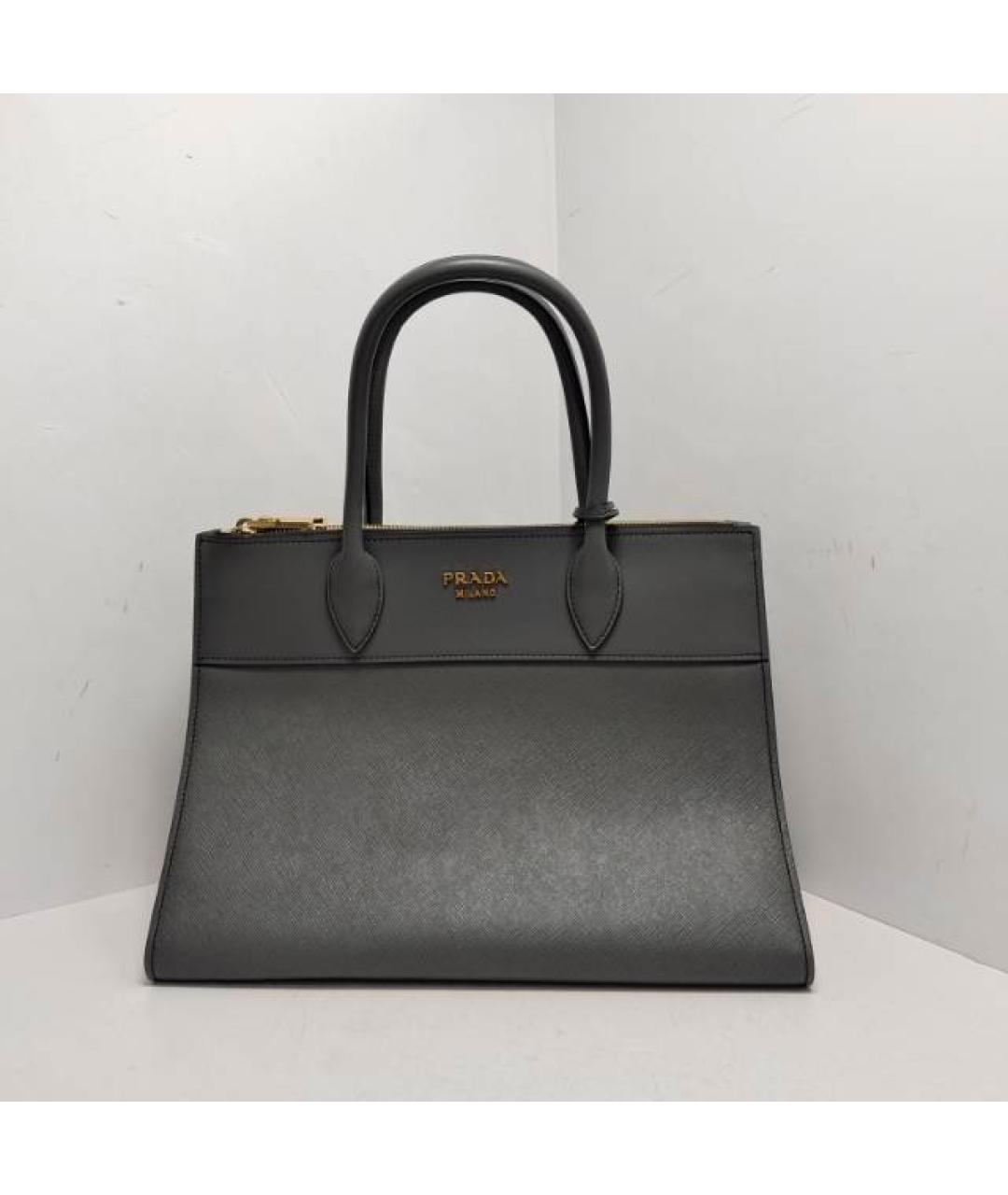 PRADA Серая кожаная сумка с короткими ручками, фото 9