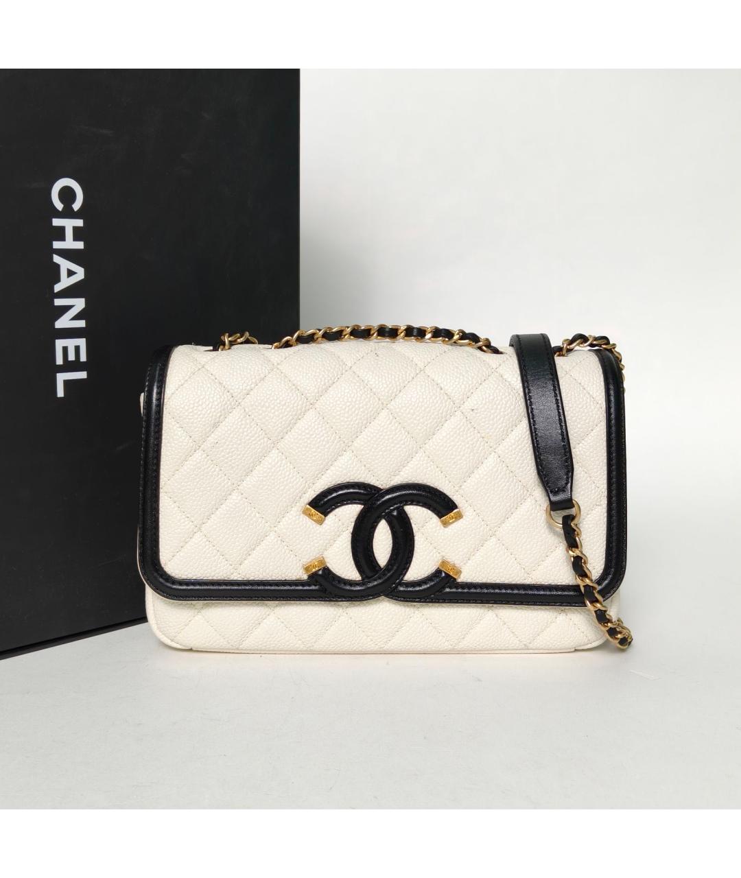 CHANEL Белая кожаная сумка через плечо, фото 9