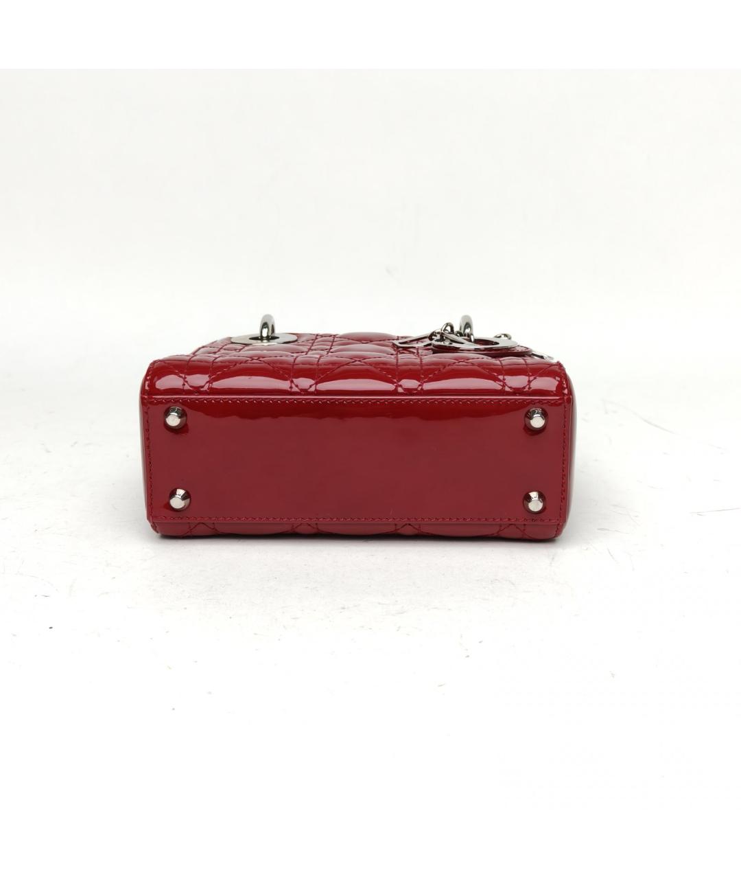 CHRISTIAN DIOR Красная сумка с короткими ручками из лакированной кожи, фото 6